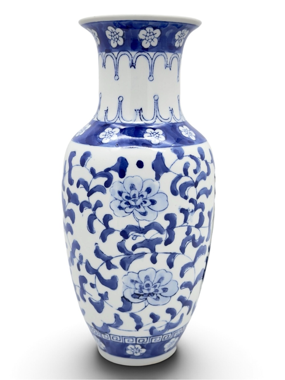 Vintage Chinese Blue & White Porcelain Fishtail Floral Blossom Vase